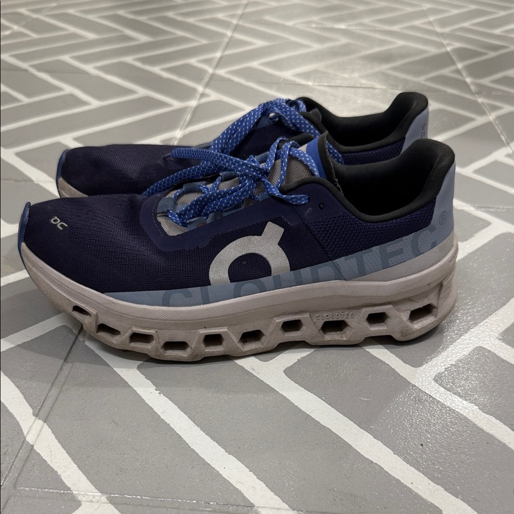 Women’s On Cloudtec